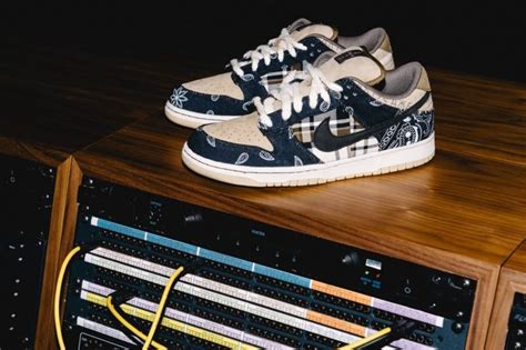 Rap Mais on X: Tênis Nike SB Dunk Travis Scott já estão sendo .